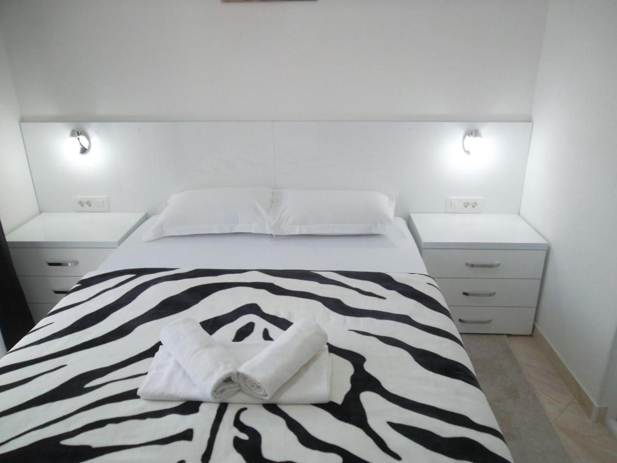 Guest House 4M Petrovac Extérieur photo