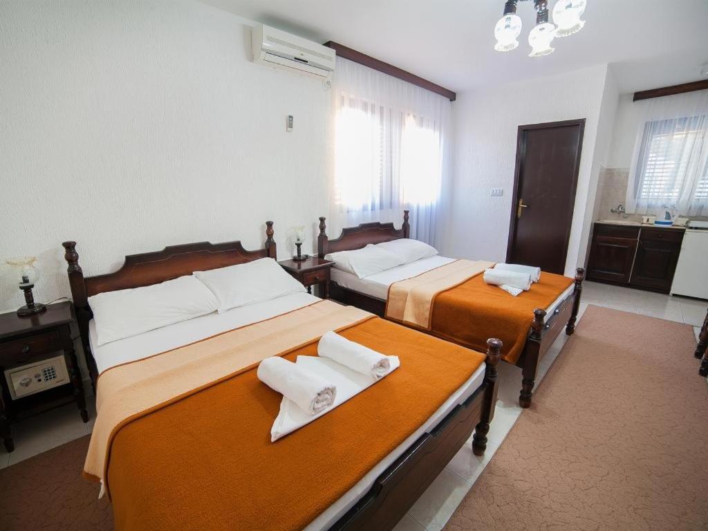 Guest House 4M Petrovac Chambre photo