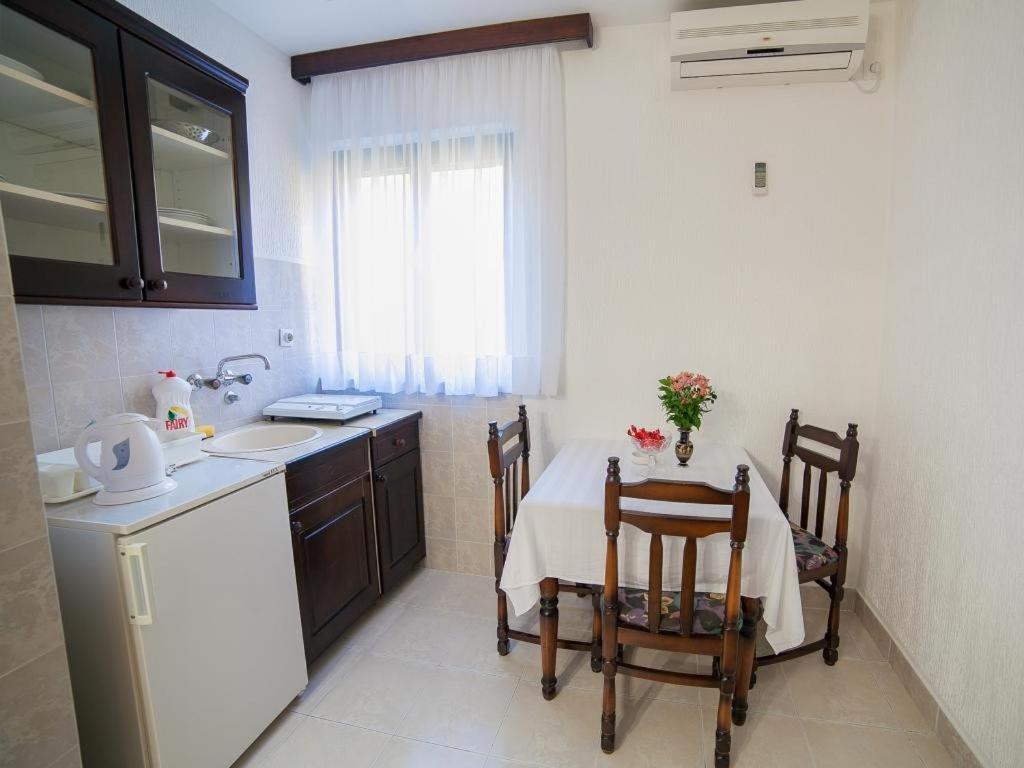 Guest House 4M Petrovac Chambre photo
