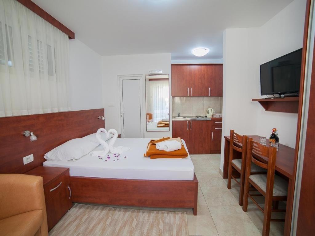 Guest House 4M Petrovac Chambre photo