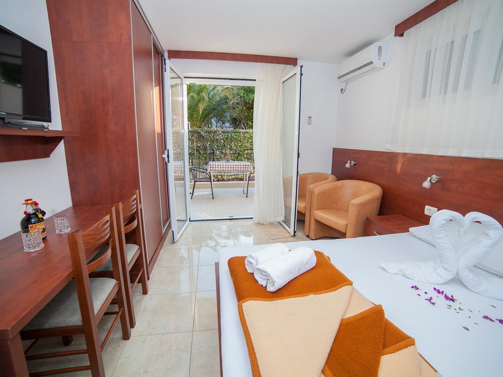 Guest House 4M Petrovac Chambre photo